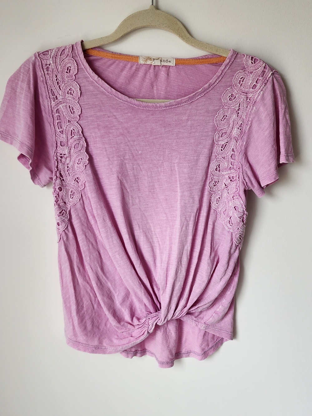 Crochet-Detail Knot Front Short Sleeve Tee